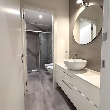 Apartament Coroneo 21 *